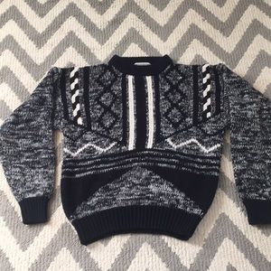 Patterned black and white knit sweater